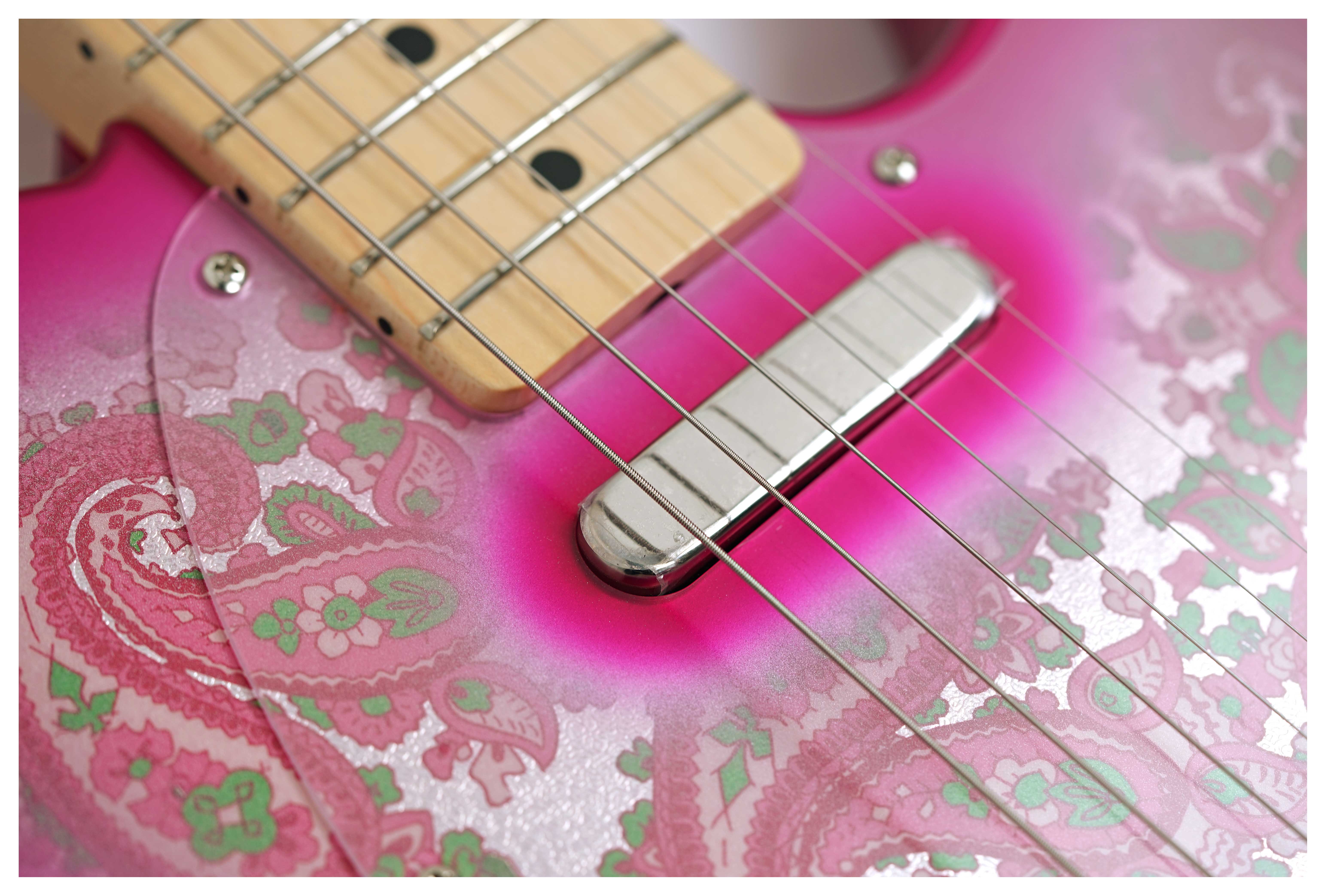 Fender guitarguitar Exclusive Made in Japan Limited Telecaster Pink Paisley Maple Fingerboard