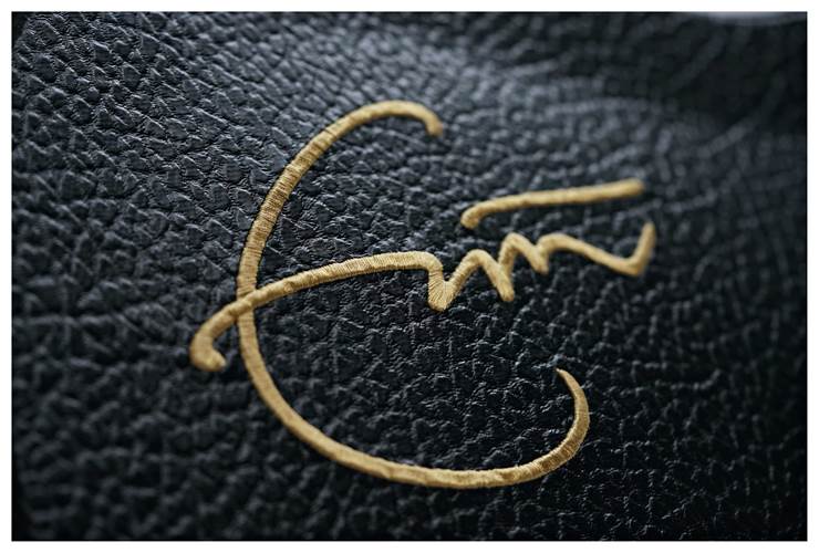 Martin 000-42 EC 30th Anniversary Eric Clapton Hand Signed #M2966528 Martin 000-42 EC 30th Anniversary Eric Clapton Hand Signed #M2966528