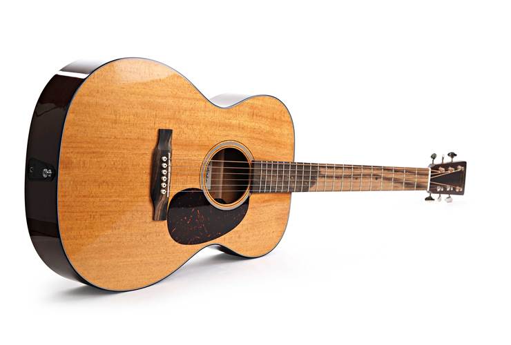 Martin 000 E Retro Plus Mahogany (Ex-Demo) #2933947 Martin 000 E Retro Plus Mahogany (Ex-Demo) #2933947