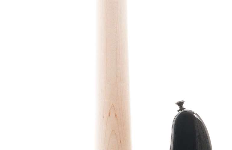 Dingwall SP1 4-String Gloss Metallic Black Dingwall SP1 4-String Gloss Metallic Black