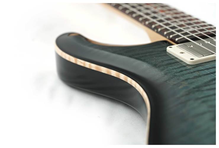 PRS CE22 Limited Edition Faded Blue Smokeburst #0406829 PRS CE22 Limited Edition Faded Blue Smokeburst #0406829
