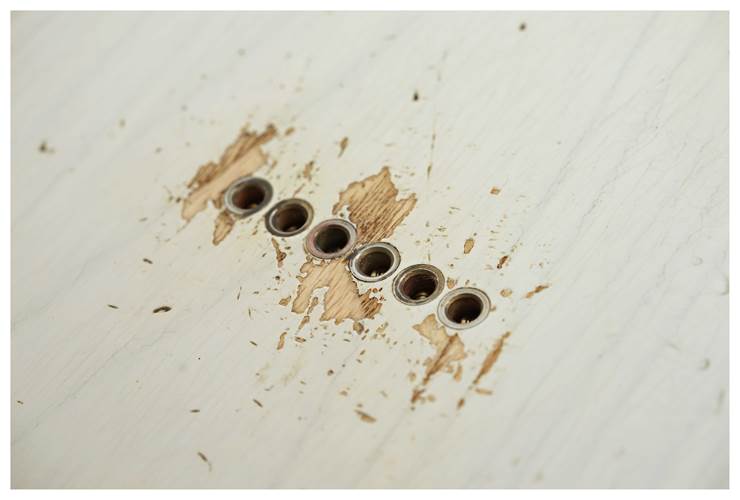 Fender Custom Shop Limited Edition Red Hot Hardtail Stratocaster Heavy Relic Aged White Blonde #CZ579291 Fender Custom Shop Limited Edition Red Hot Hardtail Stratocaster Heavy Relic Aged White Blonde #CZ579291