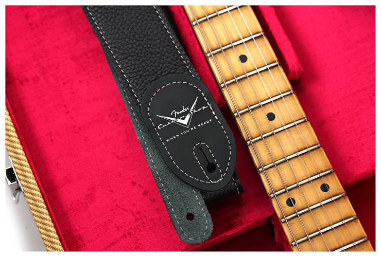 Fender Custom Shop Limited Edition 1956 Stratocaster Journeyman Relic Aged Black #CZ580889 Fender Custom Shop Limited Edition 1956 Stratocaster Journeyman Relic Aged Black #CZ580889