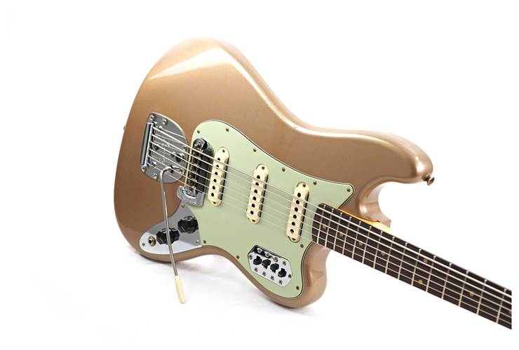 Fender Custom Shop Limited Edition Bass VI Journeyman Relic Aged Shoreline Gold #CZ572688 Fender Custom Shop Limited Edition Bass VI Journeyman Relic Aged Shoreline Gold #CZ572688