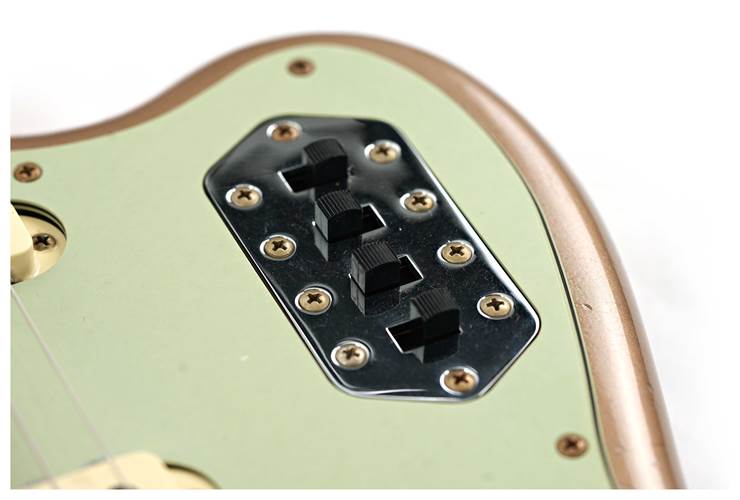 Fender Custom Shop Limited Edition Bass VI Journeyman Relic Aged Shoreline Gold #CZ572688 Fender Custom Shop Limited Edition Bass VI Journeyman Relic Aged Shoreline Gold #CZ572688