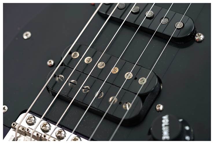 Fender Custom Shop Limited Edition 1967 HSS Stratocaster Journeyman with Closet Classic Hardware Plum #CZ570907 Fender Custom Shop Limited Edition 1967 HSS Stratocaster Journeyman with Closet Classic Hardware Plum #CZ570907
