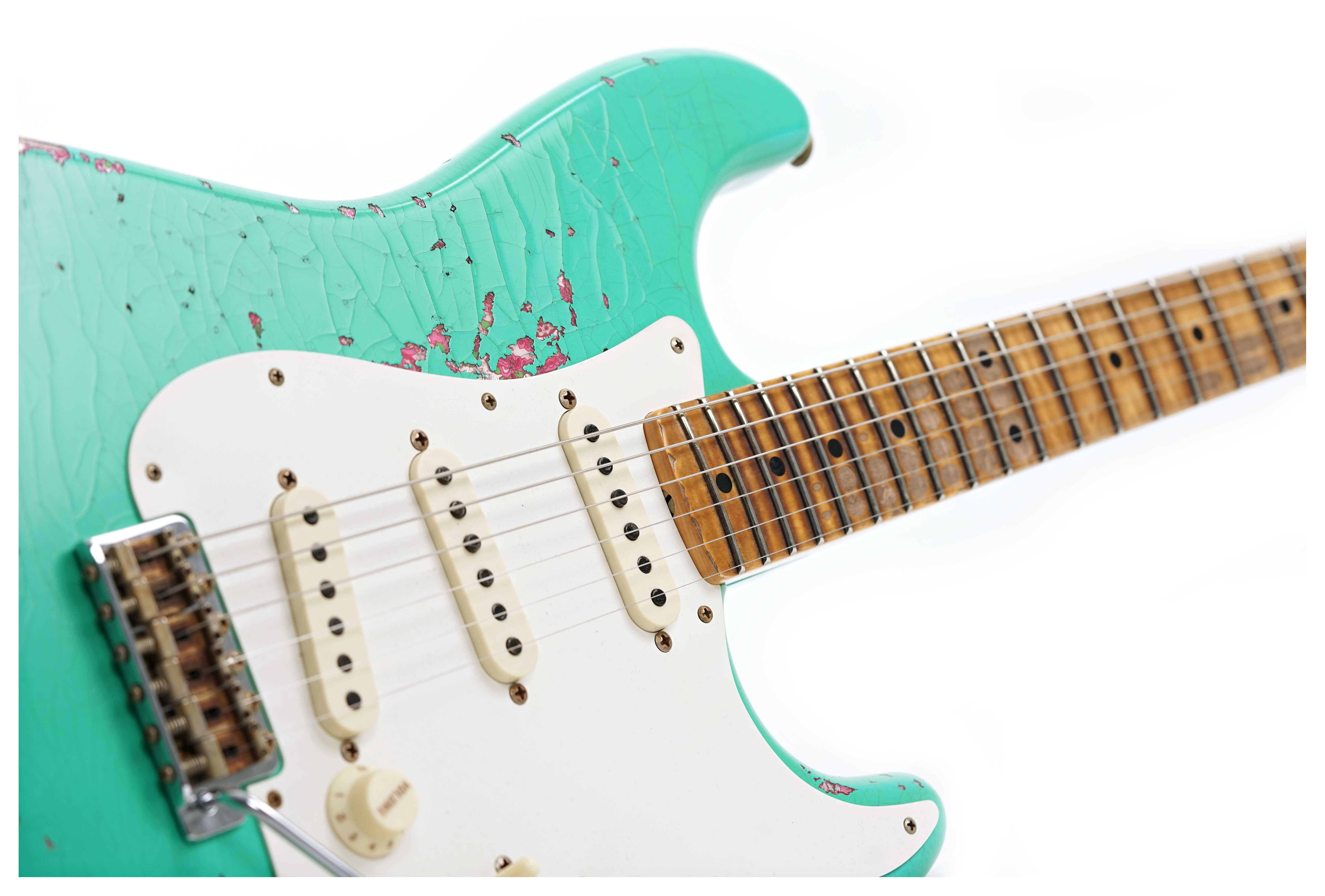 Fender Custom Shop Limited Edition Mischief Maker Stratocaster Heavy Relic Aged Surf Green Over Pink Paisley #CZ581057