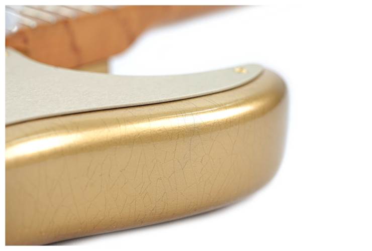 Fender Custom Shop Limited Edition Roasted 1954 Stratocaster Lush Closet Classic with Gold Hardware HLE Gold #LXX0682 Fender Custom Shop Limited Edition Roasted 1954 Stratocaster Lush Closet Classic with Gold Hardware HLE Gold #LXX0682