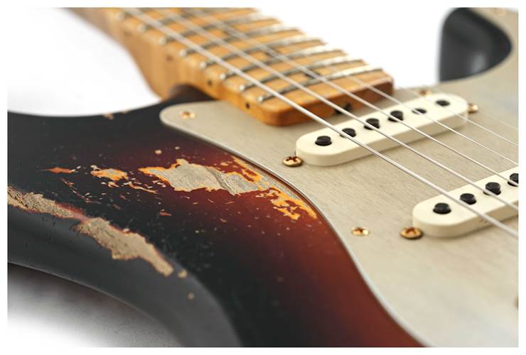 Fender Custom Shop 1950s Stratocaster Heavy Relic Wide Fade 2-Tone Sunburst Masterbuilt by Dave Brown #DB0199 Fender Custom Shop 1950s Stratocaster Heavy Relic Wide Fade 2-Tone Sunburst Masterbuilt by Dave Brown #DB0199
