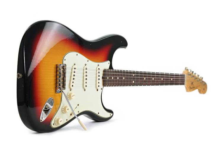 Fender Custom Shop Limited Edition 1963 Stratocaster Journeyman Relic 3 Tone Sunburst #CZ583174 Fender Custom Shop Limited Edition 1963 Stratocaster Journeyman Relic 3 Tone Sunburst #CZ583174