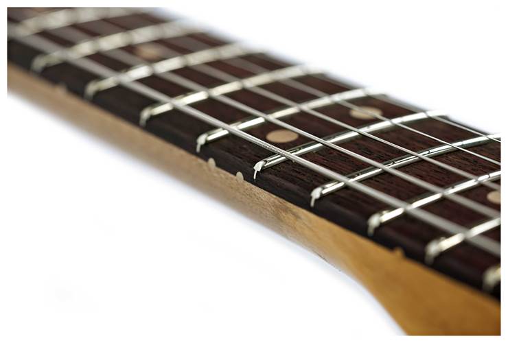 Fender Custom Shop Limited Edition 1963 Stratocaster Journeyman Relic 3 Tone Sunburst #CZ583174 Fender Custom Shop Limited Edition 1963 Stratocaster Journeyman Relic 3 Tone Sunburst #CZ583174