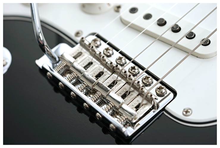Fender Custom Shop 1963 Stratocaster Lush Closet Classic Black Left Handed #CZ572169 Fender Custom Shop 1963 Stratocaster Lush Closet Classic Black Left Handed #CZ572169