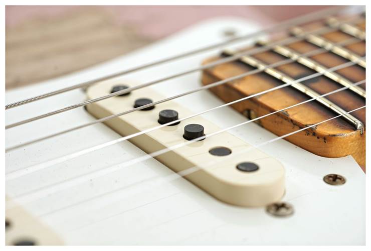 Fender Custom Shop 1957 Stratocaster HSS Super Heavy Relic Reversed Tele Headstock Dark Shell Pink #R125293 Fender Custom Shop 1957 Stratocaster HSS Super Heavy Relic Reversed Tele Headstock Dark Shell Pink #R125293