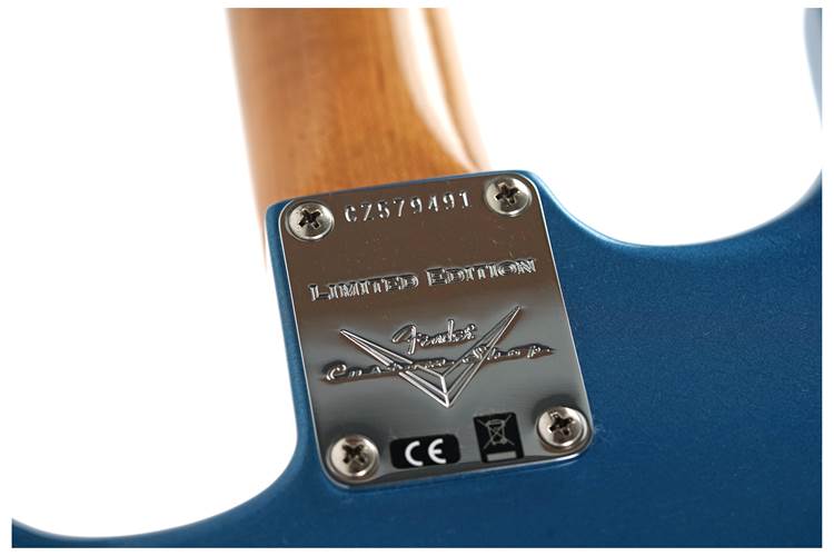 Fender Custom Shop Limited Edition Roasted 1965 Stratocaster Lush Closet Classic Aged Lake Placid Blue #CZ579491 Fender Custom Shop Limited Edition Roasted 1965 Stratocaster Lush Closet Classic Aged Lake Placid Blue #CZ579491