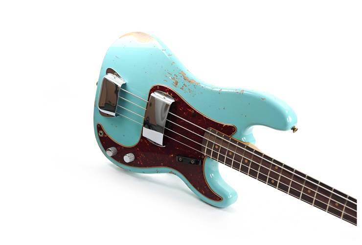 Fender Custom Shop Limited Edition 1963 Precision Bass Heavy Relic Aged Daphne Blue #CZ580843 Fender Custom Shop Limited Edition 1963 Precision Bass Heavy Relic Aged Daphne Blue #CZ580843