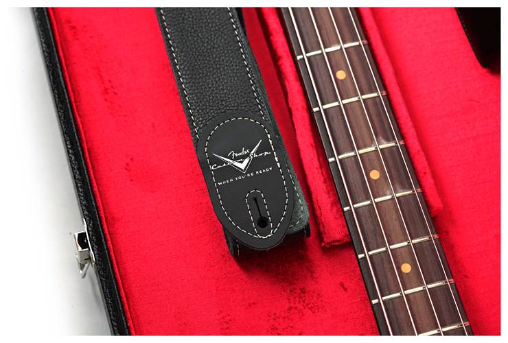 Fender Custom Shop Limited Edition 1963 Precision Bass Heavy Relic Aged Daphne Blue #CZ580843 Fender Custom Shop Limited Edition 1963 Precision Bass Heavy Relic Aged Daphne Blue #CZ580843
