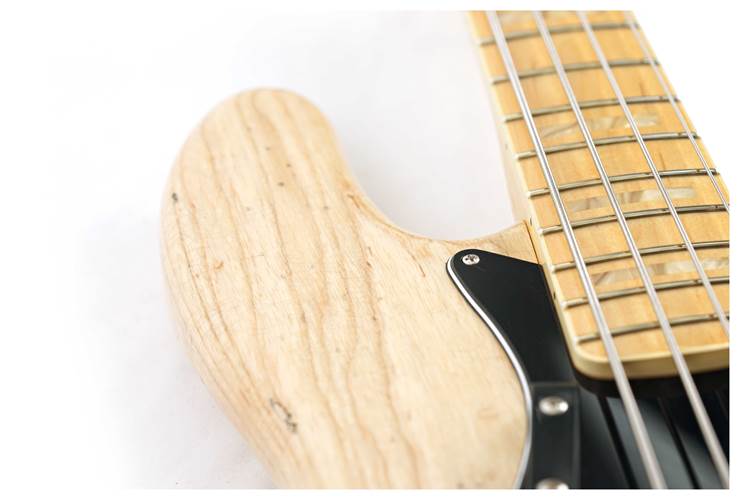 Fender Custom Shop 1975 Jazz Bass Relic with Closet Classic Hardware Natural #R24838 Fender Custom Shop 1975 Jazz Bass Relic with Closet Classic Hardware Natural #R24838