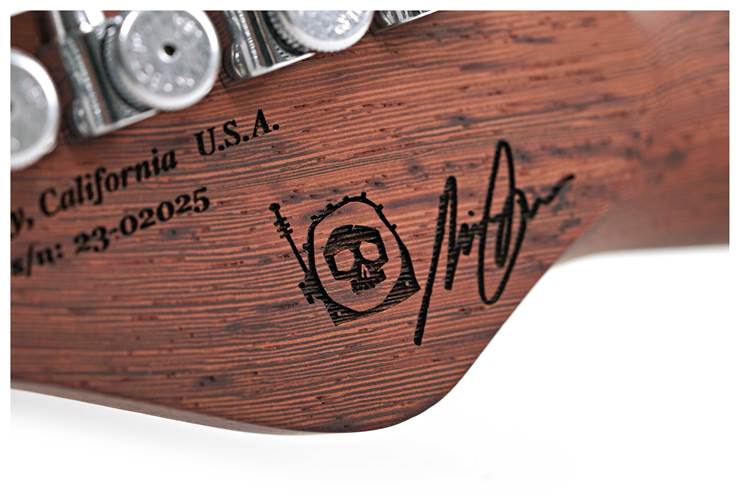 Schecter USA Nick Johnston Atomic Fire Nitro Flame Top Red Schecter USA Nick Johnston Atomic Fire Nitro Flame Top Red