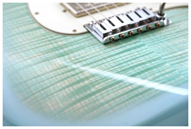 Schecter USA Nick Johnston Atomic Ice Nitro Flame Top Blue Schecter USA Nick Johnston Atomic Ice Nitro Flame Top Blue