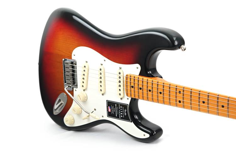 Fender Ultra Luxe Vintage 50s Stratocaster 3 Colour Sunburst #US24017750 Fender Ultra Luxe Vintage 50s Stratocaster 3 Colour Sunburst #US24017750