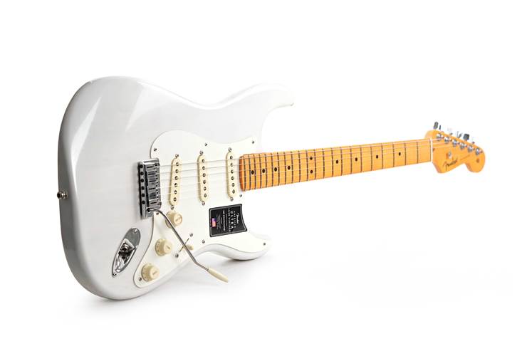 Fender Ultra Luxe Vintage 50s Stratocaster White Blonde #US25015256 Fender Ultra Luxe Vintage 50s Stratocaster White Blonde #US25015256