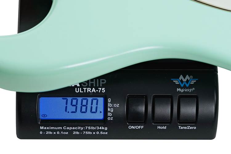 Fender American Ultra Luxe Vintage 60s Stratocaster Surf Green #US25015253 Fender American Ultra Luxe Vintage 60s Stratocaster Surf Green #US25015253