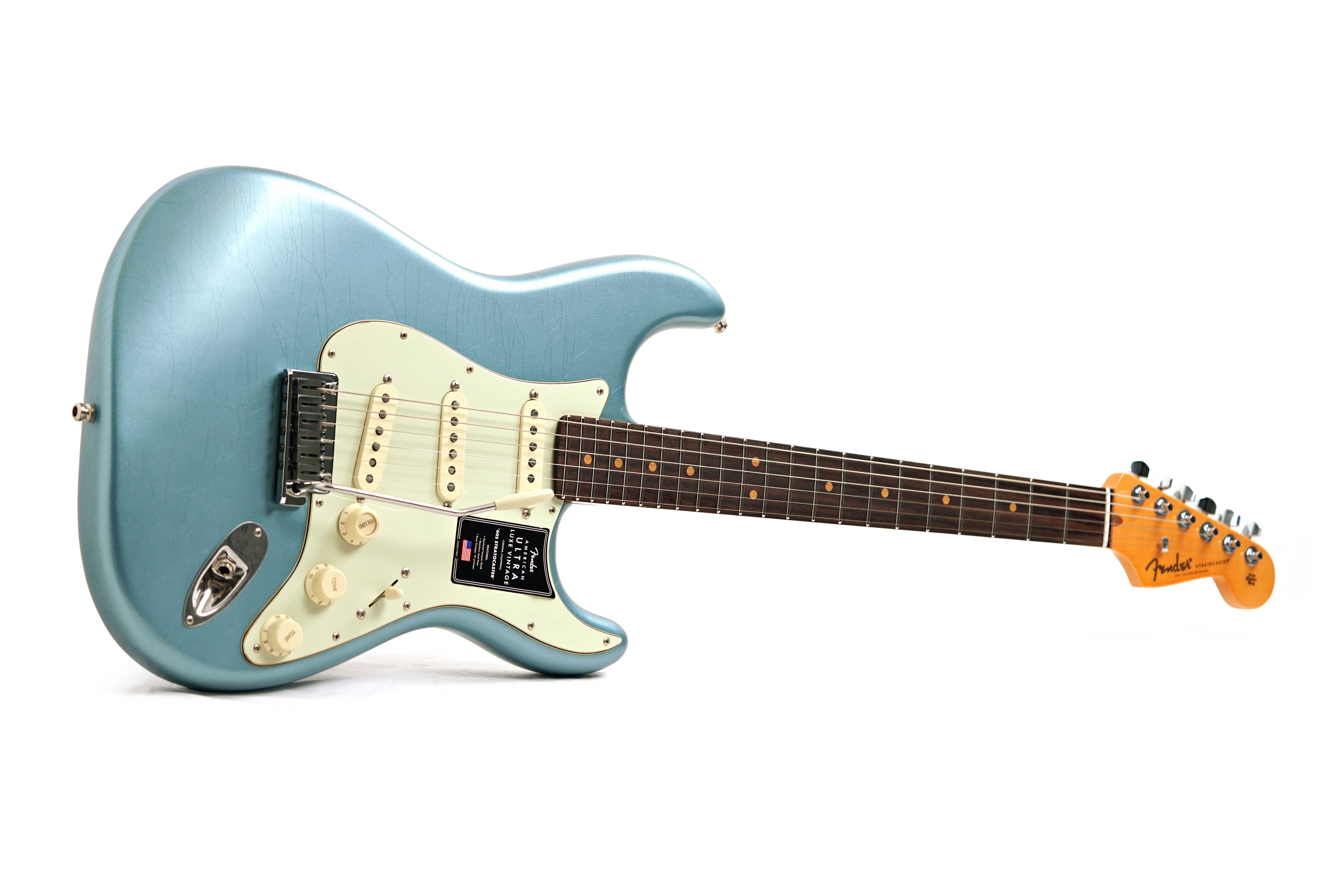 Fender Ultra Luxe Vintage 60s Stratocaster Ice Blue Metallic (Nearly New) #US25006444