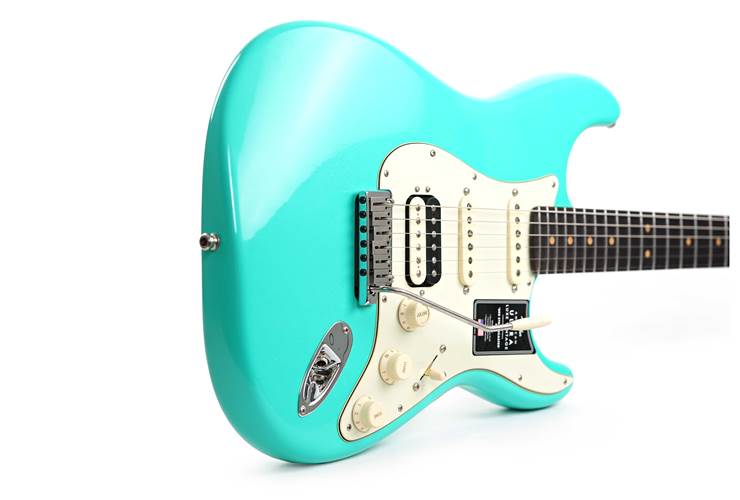 Fender Ultra Luxe Vintage 60s Stratocaster HSS Sea Foam Green #US25006440 Fender Ultra Luxe Vintage 60s Stratocaster HSS Sea Foam Green #US25006440