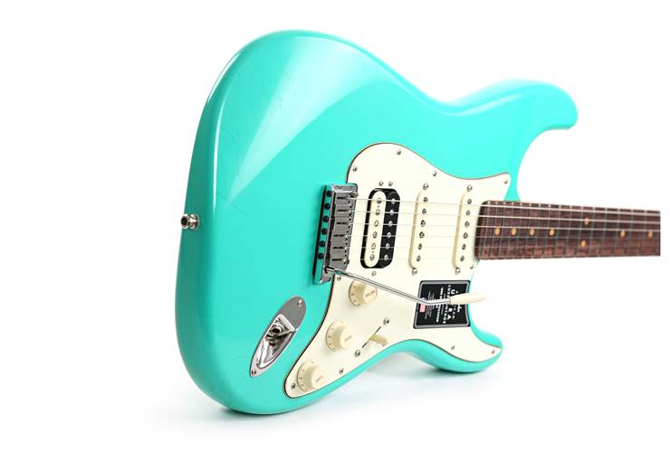 Fender Ultra Luxe Vintage 60s Stratocaster HSS Sea Foam Green #US24067415 Fender Ultra Luxe Vintage 60s Stratocaster HSS Sea Foam Green #US24067415