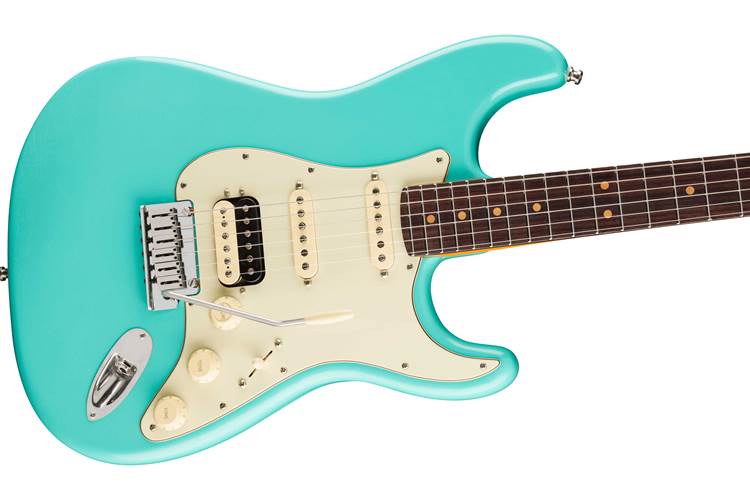Fender American Ultra Luxe Vintage 60s Stratocaster HSS Sea Foam Green Fender American Ultra Luxe Vintage 60s Stratocaster HSS Sea Foam Green