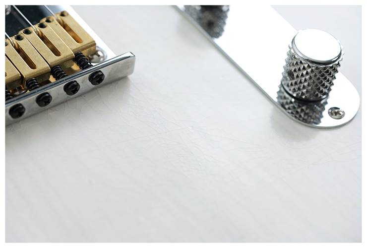 Fender American Ultra Luxe Vintage 50s Telecaster White Blonde #US25014562 Fender American Ultra Luxe Vintage 50s Telecaster White Blonde #US25014562