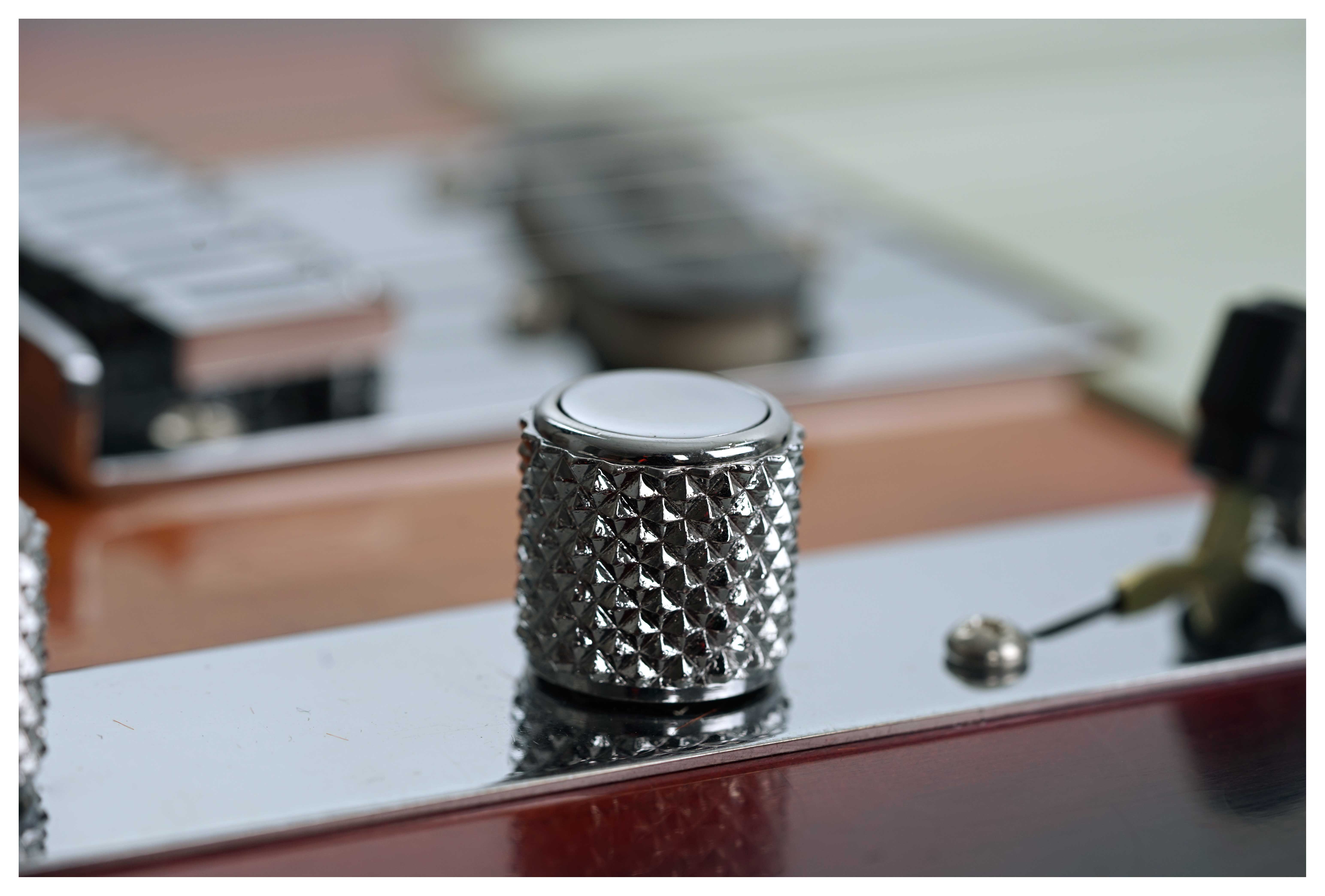 Fender American Ultra Luxe Vintage 60s Custom Telecaster 3 Colour Sunburst #US25007519