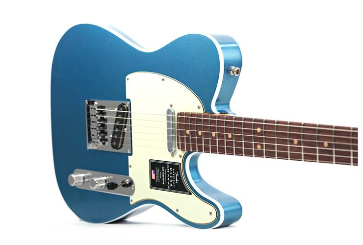 Fender Ultra Luxe Vintage 60s Custom Telecaster Lake Placid Blue #US25009410 Fender Ultra Luxe Vintage 60s Custom Telecaster Lake Placid Blue #US25009410