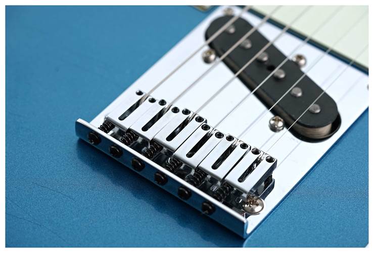 Fender Ultra Luxe Vintage 60s Custom Telecaster Lake Placid Blue #US25009410 Fender Ultra Luxe Vintage 60s Custom Telecaster Lake Placid Blue #US25009410