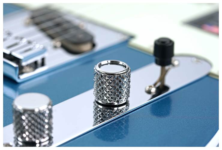 Fender Ultra Luxe Vintage 60s Custom Telecaster Lake Placid Blue #US25009410 Fender Ultra Luxe Vintage 60s Custom Telecaster Lake Placid Blue #US25009410
