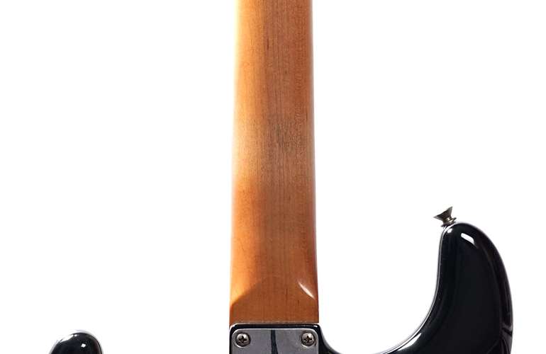 Fender Limited Edition Vintera II Roadworn 60s Stratocaster Black Maple Fingerboard #MX25064353 Fender Limited Edition Vintera II Roadworn 60s Stratocaster Black Maple Fingerboard #MX25064353