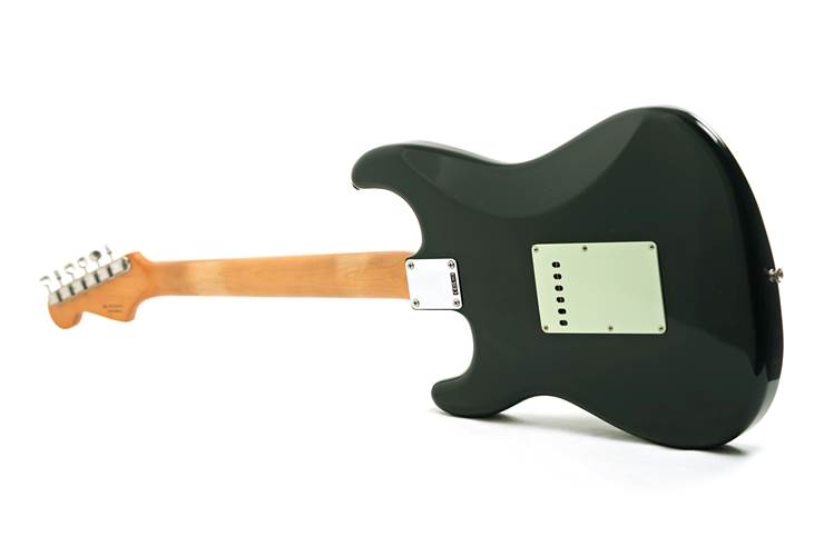 Fender Limited Edition Vintera II Road Worn '60s Stratocaster Maple Fingerboard Black #MX25066379 Fender Limited Edition Vintera II Road Worn '60s Stratocaster Maple Fingerboard Black #MX25066379