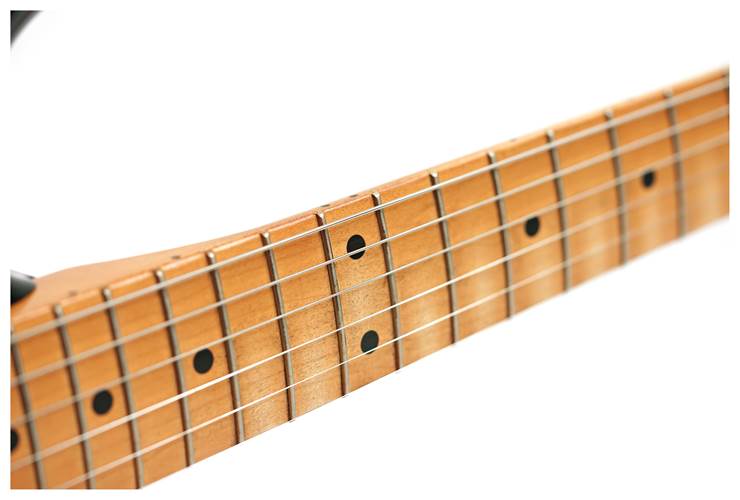 Fender Limited Edition Vintera II Road Worn '60s Stratocaster Maple Fingerboard Black #MX25066379 Fender Limited Edition Vintera II Road Worn '60s Stratocaster Maple Fingerboard Black #MX25066379