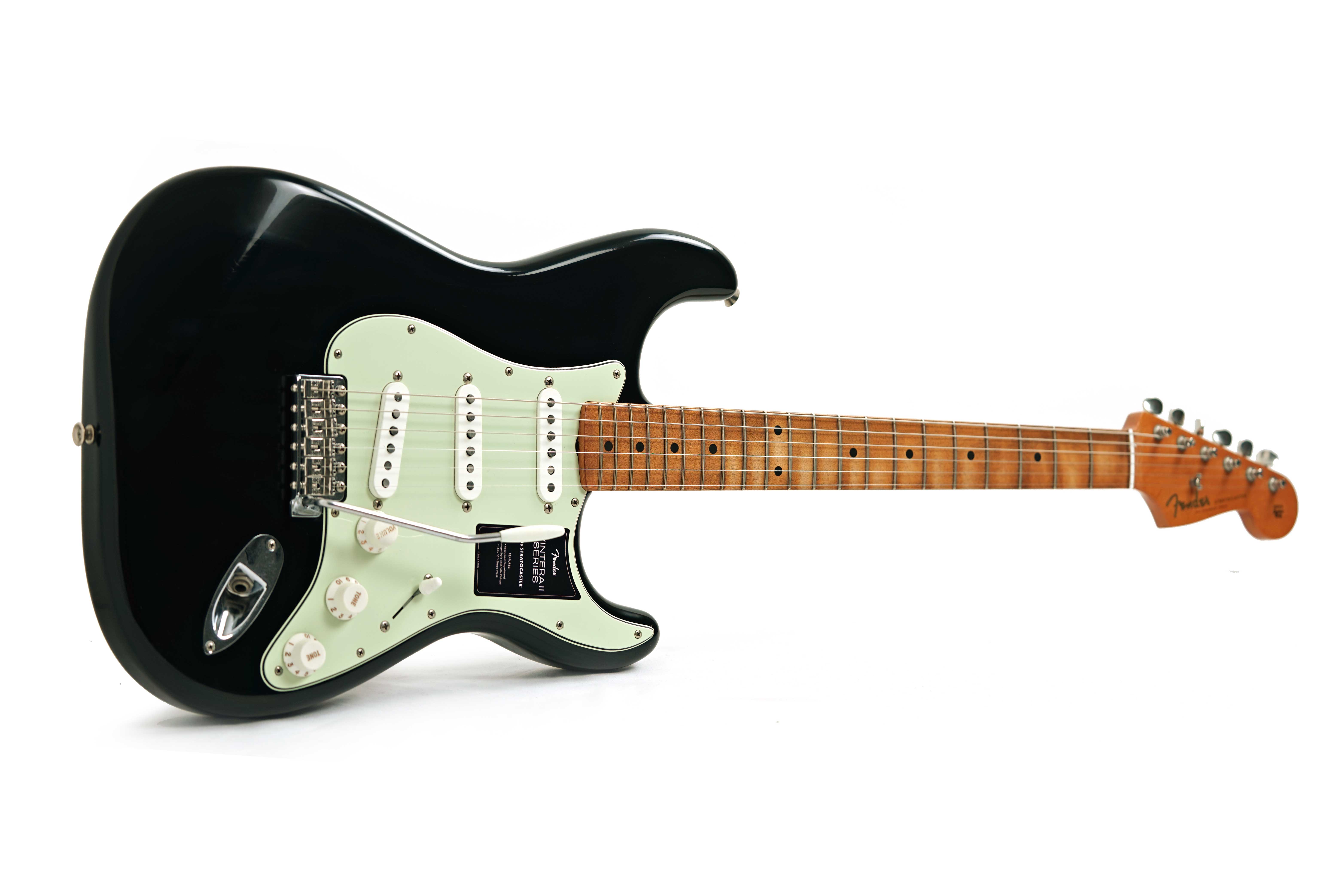 Fender Limited Edition Vintera II Roadworn 60s Stratocaster Black Maple Fingerboard #MX25077956