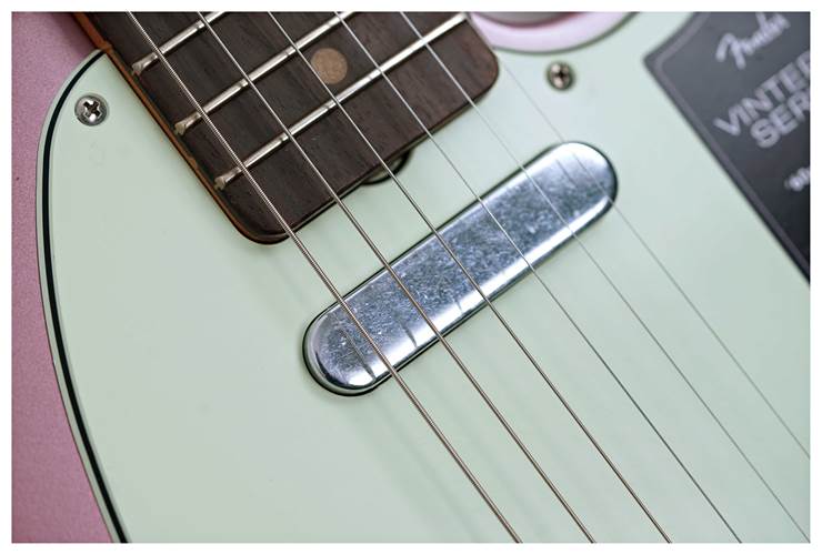 Fender Limited Edition Vintera II Roadworn Telecaster 60s Burgundy Mist Metallic Rosewood Fingerboard #MX25082049 Fender Limited Edition Vintera II Roadworn Telecaster 60s Burgundy Mist Metallic Rosewood Fingerboard #MX25082049