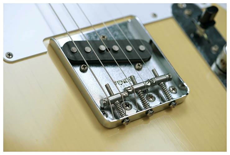 Fender Limited Edition Vintera II Roadworn 60s Telecaster Blonde Maple Fingerboard #MX25043608 Fender Limited Edition Vintera II Roadworn 60s Telecaster Blonde Maple Fingerboard #MX25043608
