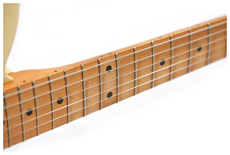 Fender Limited Edition Vintera II Roadworn 60s Telecaster Blonde Maple Fingerboard #MX25069733 Fender Limited Edition Vintera II Roadworn 60s Telecaster Blonde Maple Fingerboard #MX25069733