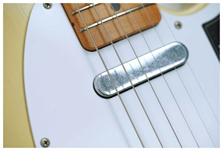 Fender Limited Edition Vintera II Roadworn 60s Telecaster Blonde Maple Fingerboard #MX25069853 Fender Limited Edition Vintera II Roadworn 60s Telecaster Blonde Maple Fingerboard #MX25069853