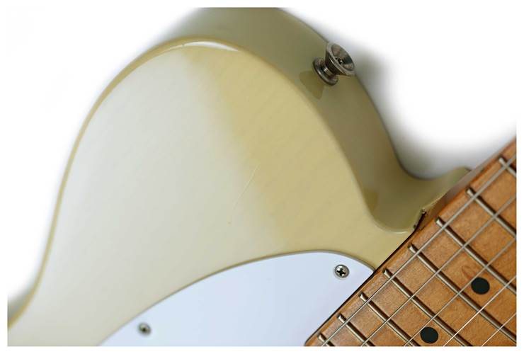 Fender Limited Edition Vintera II Roadworn 60s Telecaster Blonde Maple Fingerboard #MX25080641 Fender Limited Edition Vintera II Roadworn 60s Telecaster Blonde Maple Fingerboard #MX25080641