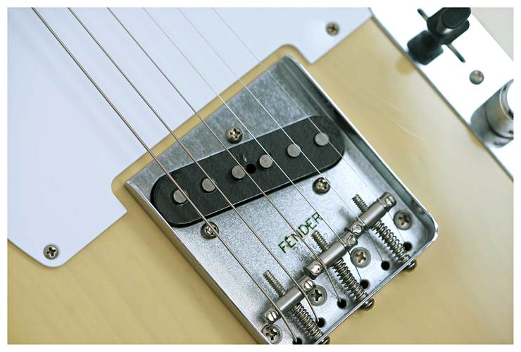 Fender Limited Edition Vintera II Roadworn 60s Telecaster Blonde Maple Fingerboard #MX25080641 Fender Limited Edition Vintera II Roadworn 60s Telecaster Blonde Maple Fingerboard #MX25080641