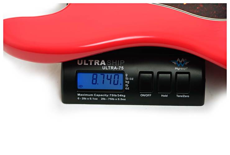 Fender Limited Edition Vintera II Roadworn 60s Precision Bass Fiesta Red Rosewood Fingerboard #MX25096067 Fender Limited Edition Vintera II Roadworn 60s Precision Bass Fiesta Red Rosewood Fingerboard #MX25096067