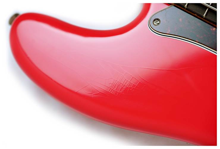 Fender Limited Edition Vintera II Roadworn 60s Precision Bass Fiesta Red Rosewood Fingerboard #MX25096067 Fender Limited Edition Vintera II Roadworn 60s Precision Bass Fiesta Red Rosewood Fingerboard #MX25096067