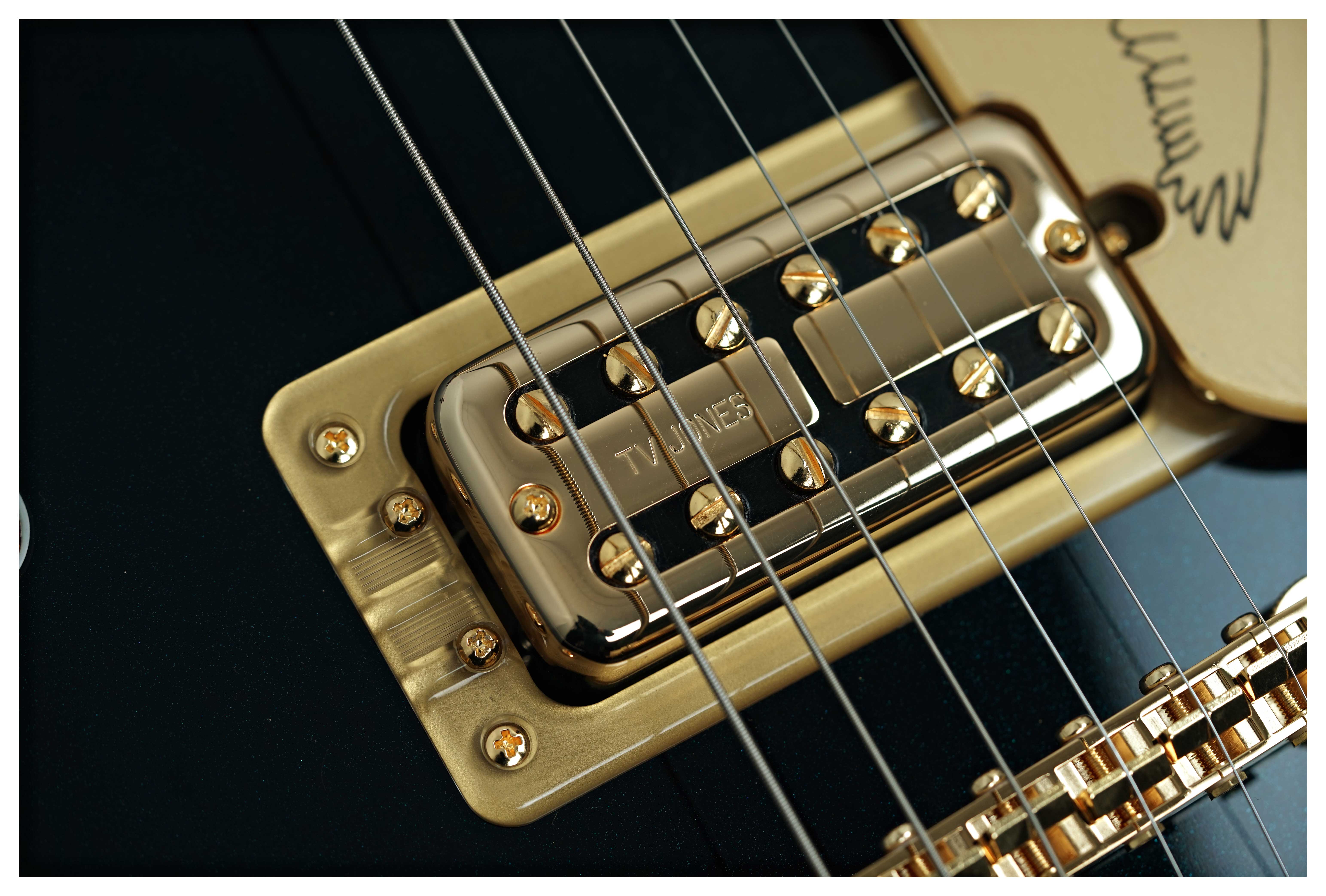 Gretsch Falcon Center Block Limited Edition Double-Cut with Bigsby Midnight Sapphire #JT25051482