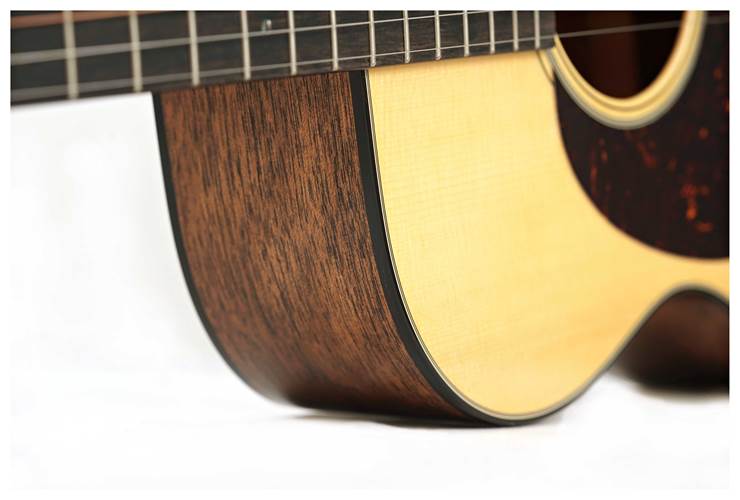 Martin 000-18 (2025) Left Handed Martin 000-18 (2025) Left Handed