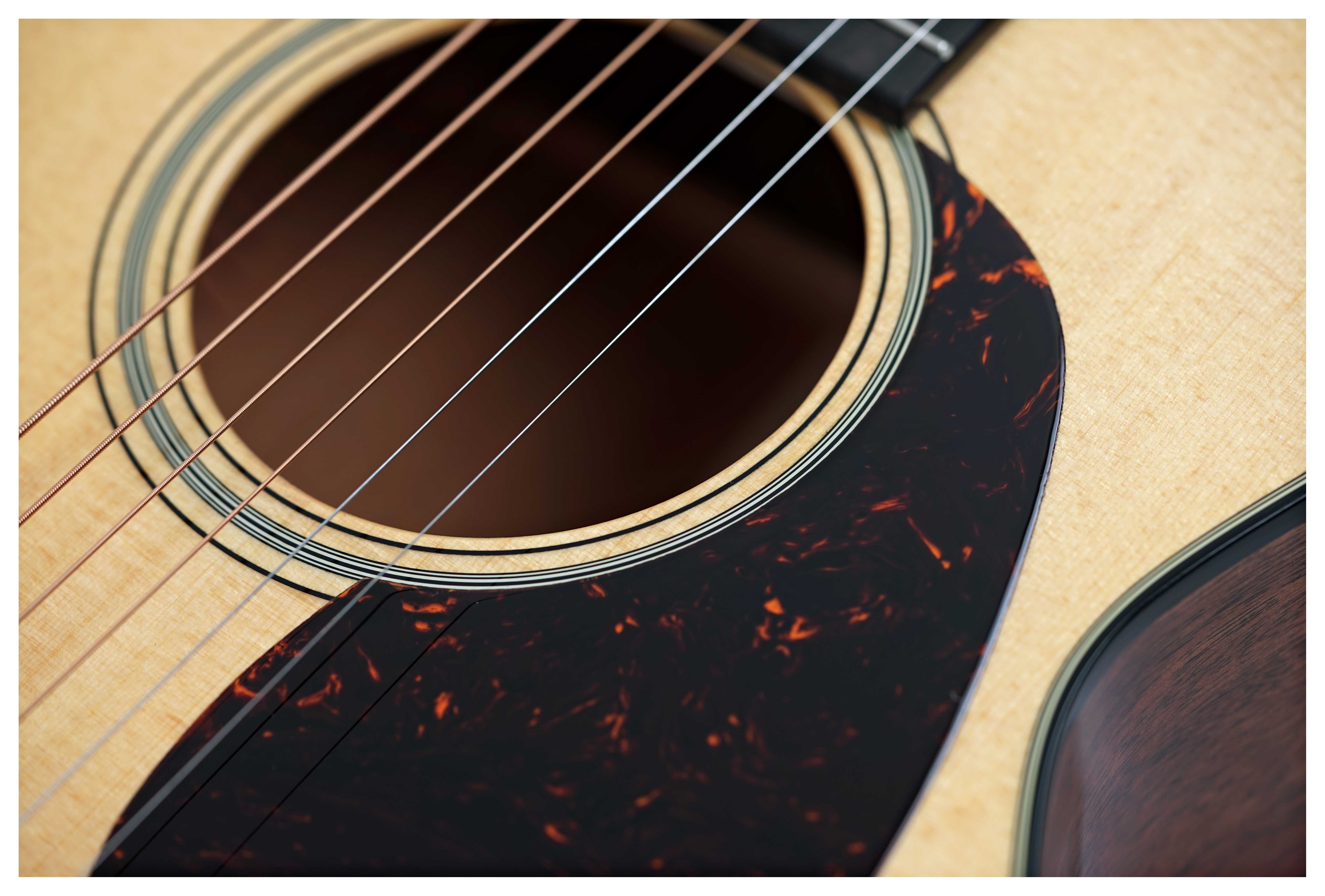 Martin Custom Shop 012-18 Solid Headstock